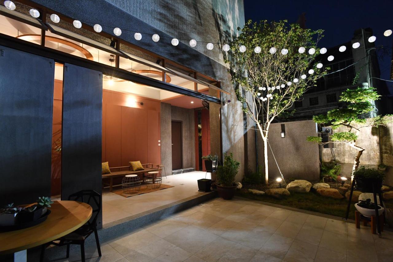 Fu'S House 52 Hotel ไถหนาน ภายนอก รูปภาพ