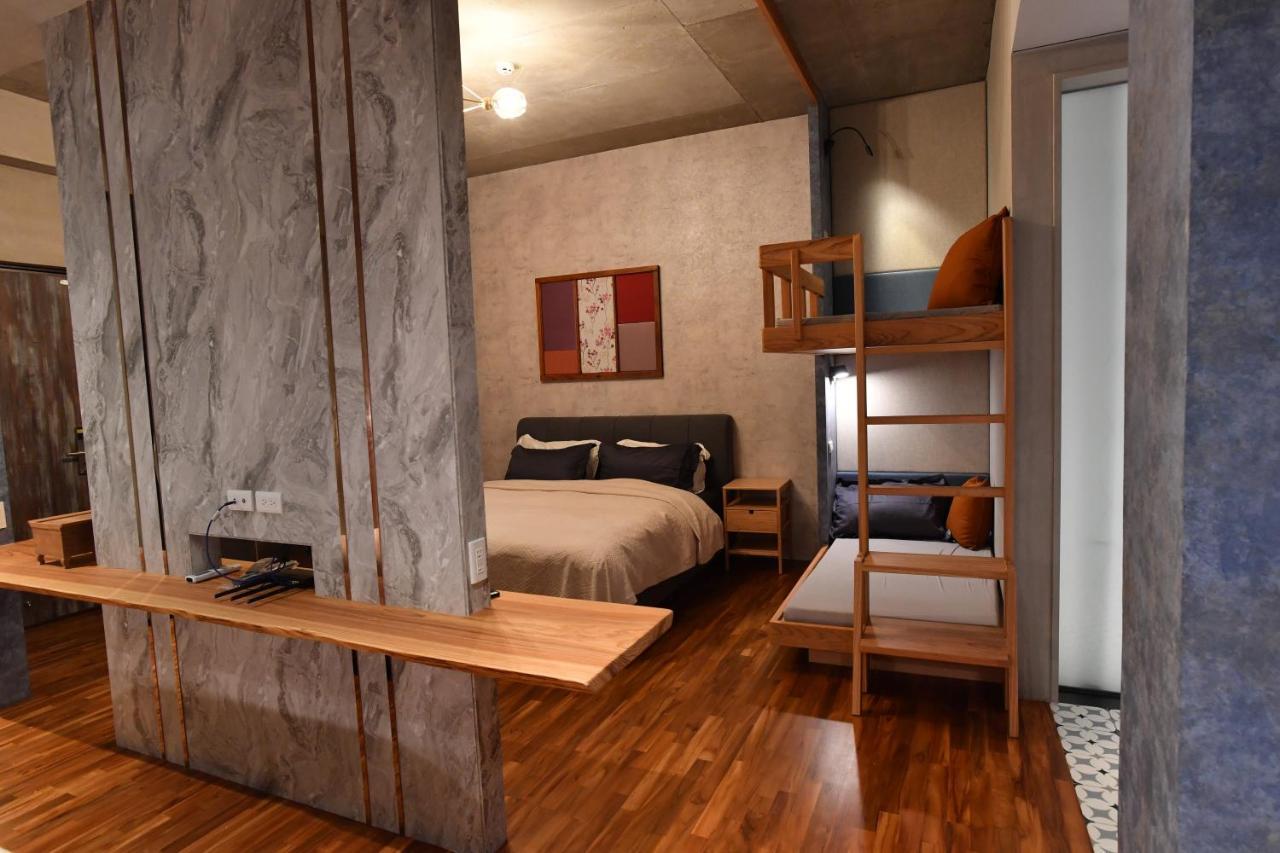 Fu'S House 52 Hotel ไถหนาน ภายนอก รูปภาพ
