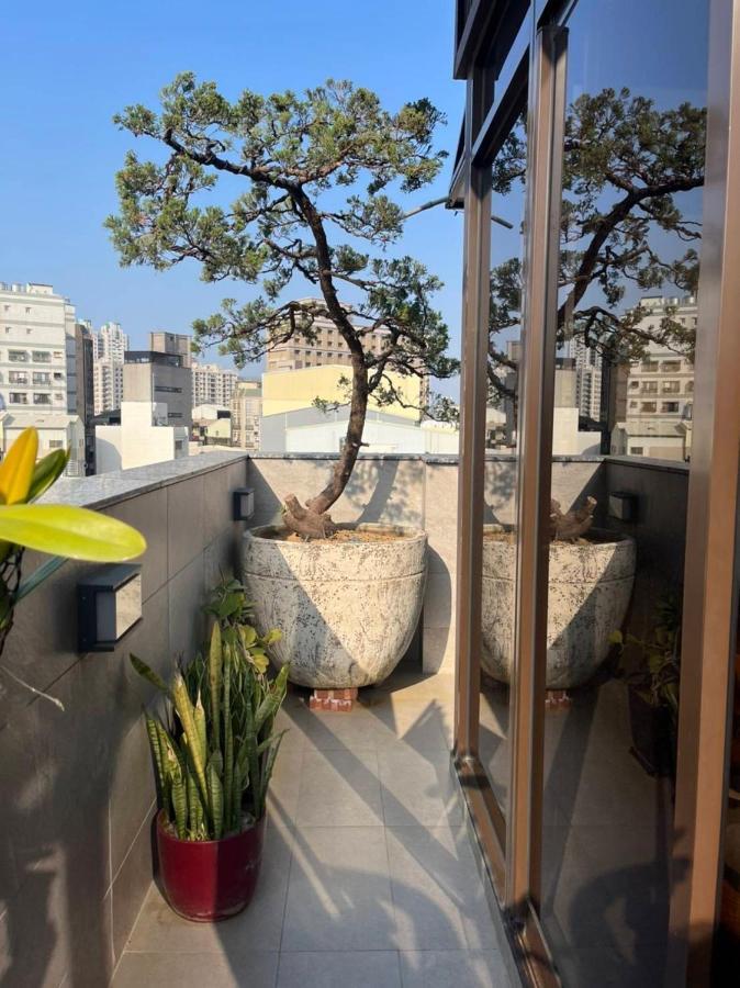 Fu'S House 52 Hotel ไถหนาน ภายนอก รูปภาพ